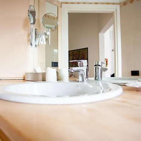 Bocconi Studio - Convenient Bocconi Wifi Studio - 2 Pax Appartement